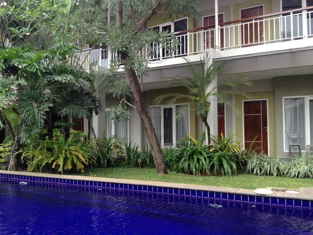 Topaz Guest House Jakarta Exterior photo