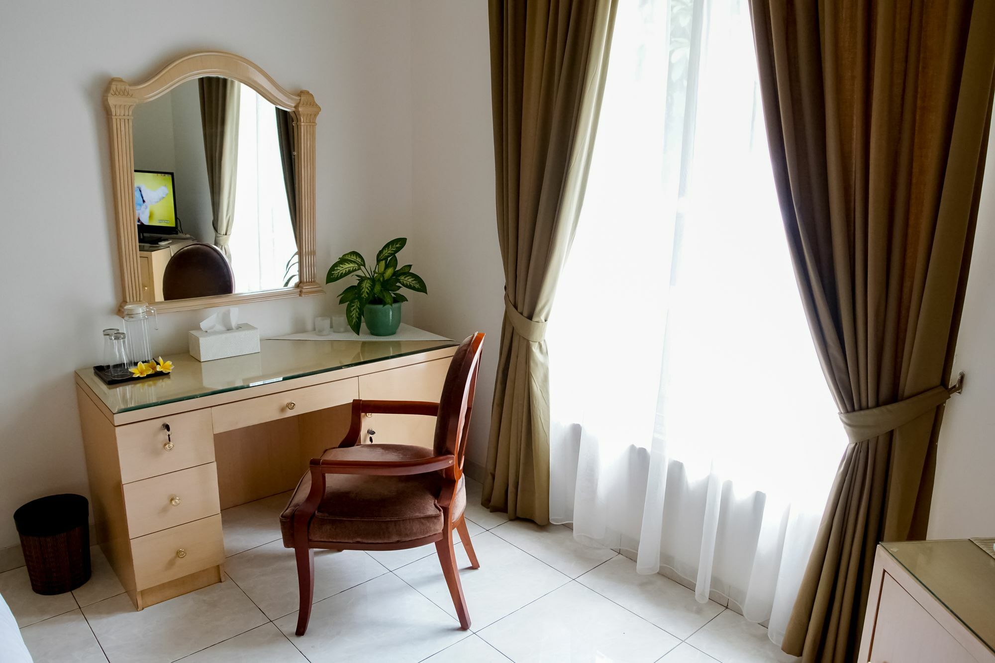 Topaz Guest House Jakarta Exterior photo